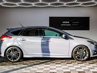 Used Ford Focus ST 250 HP (183 kW) 2016 Grey Hatchback