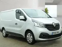 Used Renault Trafic 2015 Silver MPV