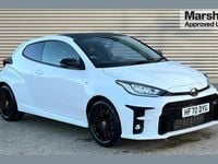 Used Toyota Yaris 257 HP (189 kW) 2021 White Hatchback