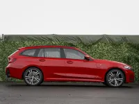 Używany BMW 330e M Sport 292 KM (214 kW) 2024 Czerwony Kombi