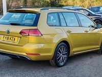 Used VW Golf VII SE 150 HP (110 kW) 2018 Yellow Estate