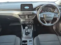 Second-hand Ford Focus Style 125 CP (91 kW) 2023 Albastru Hatchback