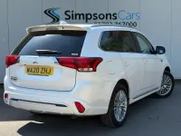 Used Mitsubishi Outlander P-HEV 2020 White Estate