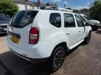 Used Dacia Duster Prestige 125 HP (91 kW) 2016 White SUV