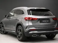 Usado Mercedes GLA200 Executive 163 HP (119 kW) 2023 Cinzento SUV