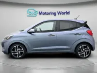 Used Hyundai i10 Premium 67 HP (49 kW) 2023 Blue Hatchback
