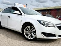Used Vauxhall Insignia SRi 2013 White Hatchback