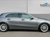 Usado Mercedes A180 Executive 136 CV (100 kW) 2020 Gris Utilitario