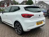 Used Renault Clio Version S 140 HP (102 kW) 2022 Hatchback
