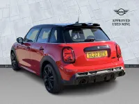 Used Mini Cooper Hatch 134 HP (98 kW) 2022 Red Hatchback