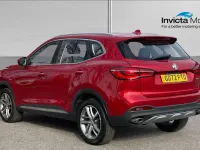 Used MG HS Excite 162 HP (119 kW) 2023 Red SUV