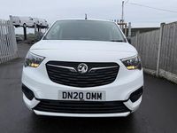 Used Vauxhall Combo Sportive 100 HP (73 kW) 2020 White Van