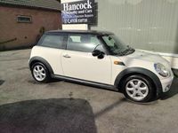 Usado Mini Cooper Hatch 2010 Blanco Utilitario
