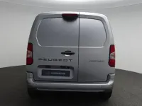 Used Peugeot Partner 130 HP (95 kW) 2018 Cumulus grey