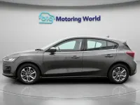Gebraucht Ford Focus Titanium 155 PS (114 kW) 2022 Grau Kleinwagen