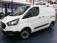 Used Ford Transit Custom 105 HP (77 kW) 2018 White Van