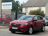 Used Vauxhall Grandland X S 130 HP (95 kW) 2018 Red SUV