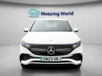 Begagnad Mercedes EQA250+ AMG line 139 kW (190 HK) 2023 Vit SUV