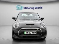 Begagnad Mini Cooper S Hatch 135 kW (184 HK) 2023 Svart Halvkombi
