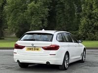Gebraucht BMW 520 Comfort Edition 190 PS (139 kW) 2019 Weiß Kombi