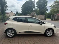 Used Renault Clio Dynamique 75 HP (55 kW) 2015 Cream Hatchback