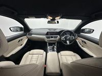 Begagnad BMW 320 M Sport 190 HK (139 kW) 2020 Svart Kombi