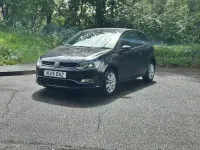 Begagnad VW Polo SE 2015 Svart Halvkombi