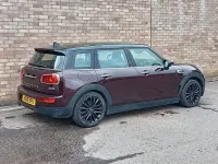 Usado Mini Cooper Clubman 136 CV (100 kW) 2018 Rojo Familiar