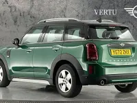 Używany Mini Cooper Countryman Classic 134 KM (98 kW) 2022 Zielony SUV