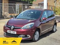 Used Renault Scénic III Dynamique 110 HP (80 kW) 2016 Red MPV