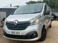 Used Renault Trafic 2019 Silver MPV