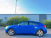 Used Chevrolet Cruze LTZ 141 HP (103 kW) 2011 Blue Hatchback
