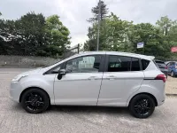 Używany Ford B-MAX Zetec 2016 Srebrny Minivan
