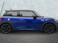 Used Mini Cooper S Hatch 189 HP (139 kW) 2019 Blue Hatchback