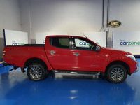 Used Mitsubishi L200 178 HP (130 kW) 2015 Red Pickup