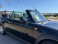 Begagnad Mini Cooper Cabriolet 2011 Svart Cab