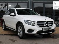 Used Mercedes GLC250 211 HP (155 kW) 2018 White Estate