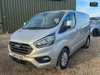 Usado Ford Transit Custom Limited 170 CV (125 kW) 2023 Plateado Van