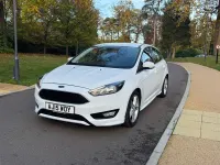 Used Ford Focus Zetec 2015 White Hatchback