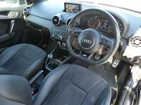 Begagnad Audi A1 Black Edition 2018 Svart Halvkombi