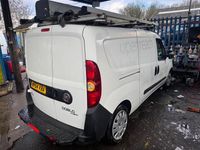 Usado Fiat Doblò 2014 Branco Monovolume