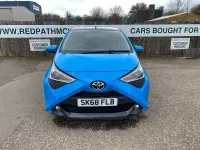 Used Toyota Aygo x-press 72 HP (52 kW) 2018 Blue Hatchback