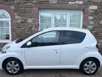Used Toyota Aygo 68 HP (50 kW) 2012 White Hatchback