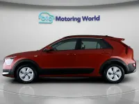 Used Kia Niro 141 HP (103 kW) 2023 Orange SUV