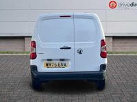 New Vauxhall Combo S 102 HP (75 kW) 2025 White Van