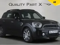 Begagnad Mini Cooper S Exclusive 2023 Svart Halvkombi