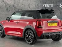 Used Mini Cooper Premium 136 HP (100 kW) 2023 Red Hatchback