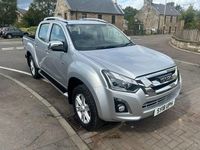 Begagnad Isuzu Pick up 164 HK (120 kW) 2018 Silver Pickup
