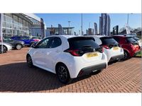 Used Toyota Yaris Hybrid Design 116 HP (85 kW) 2023 White Hatchback