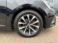 Used Renault Clio V Evolution 90 HP (66 kW) 2023 Diamond black  Hatchback